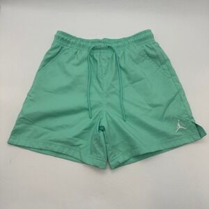 NWT Jordan Essentials‎ Shorts Mint Green Men's Size S Mesh Lined Pockets